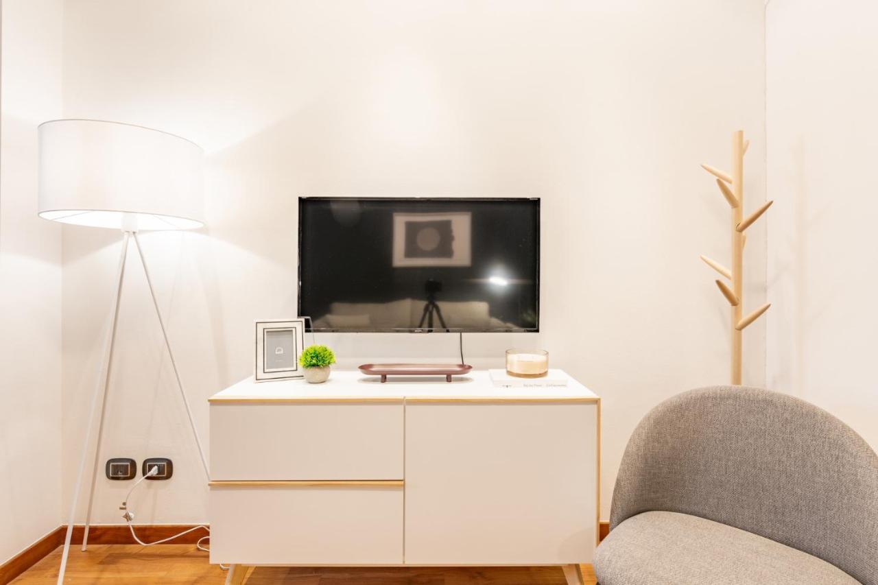 Easylife - Elegante Trilocale In Zona Porta Venezia Lägenhet Milano Exteriör bild