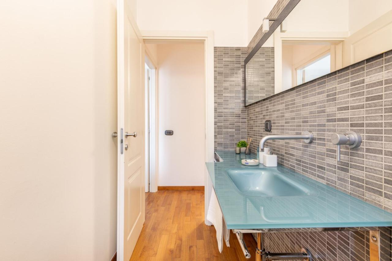 Easylife - Elegante Trilocale In Zona Porta Venezia Lägenhet Milano Exteriör bild