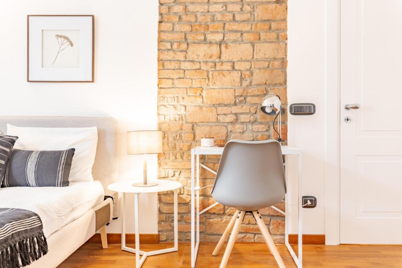 Easylife - Elegante Trilocale In Zona Porta Venezia Lägenhet Milano Exteriör bild