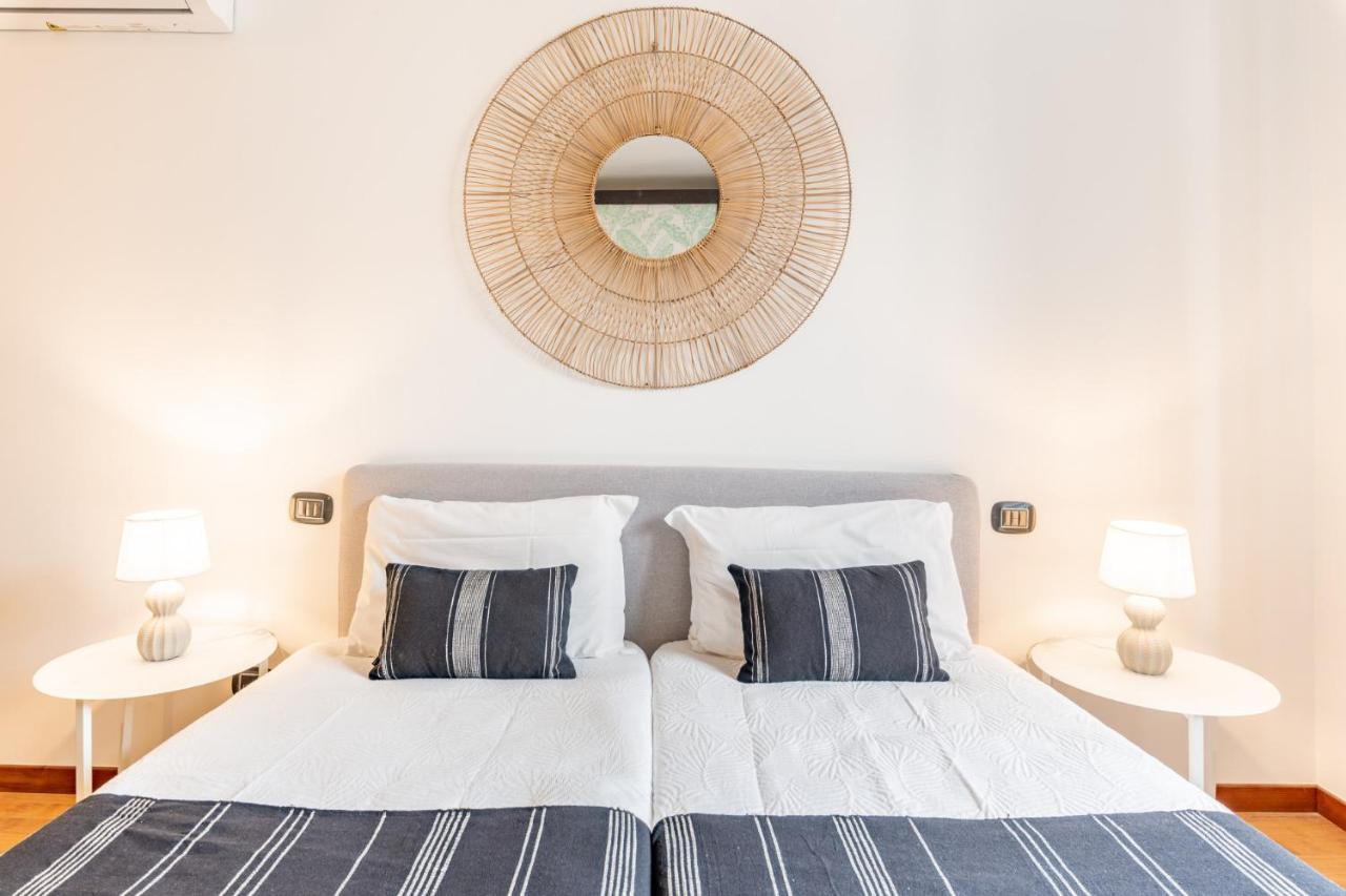 Easylife - Elegante Trilocale In Zona Porta Venezia Lägenhet Milano Exteriör bild